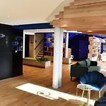 Mercure Saint Michel Hotel
