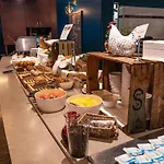 Mercure Saint Michel Hotel