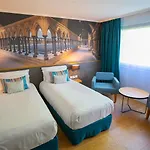Mercure Saint Michel Hotel