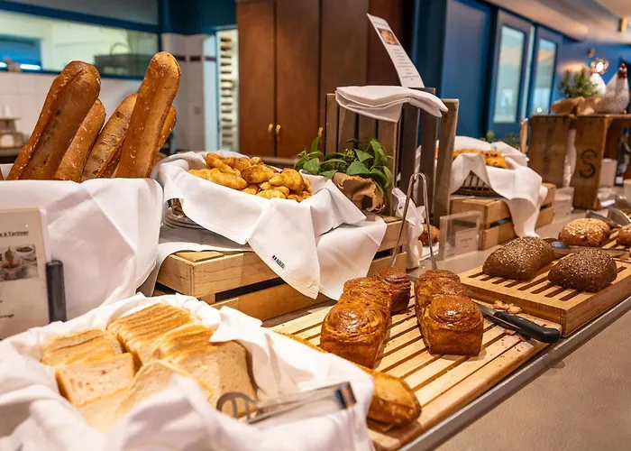 Mercure Saint Michel Hotel