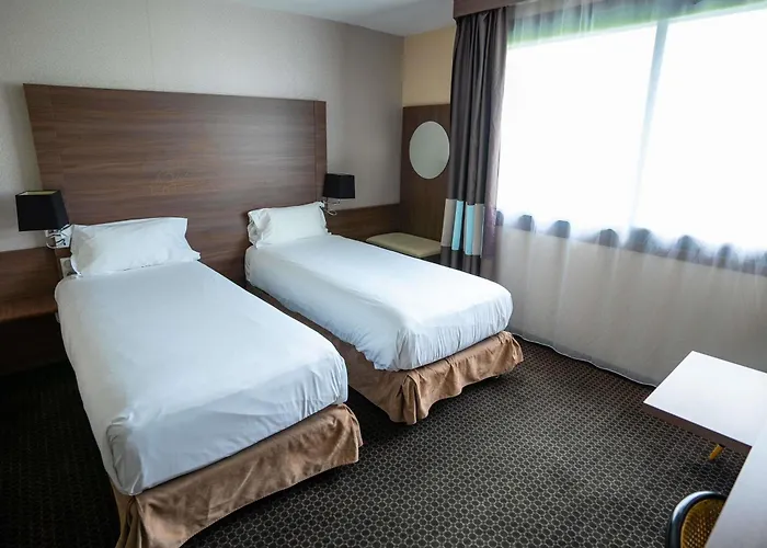 Mercure Saint Michel Hotel