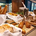 メルキュール モン サン ミシェル 4* Mont-Saint-Michel