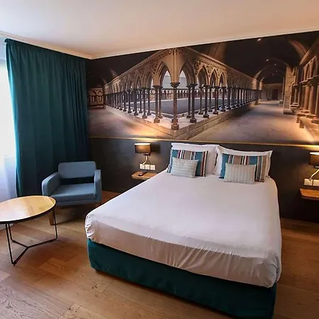 Mercure Saint Michel Hotel