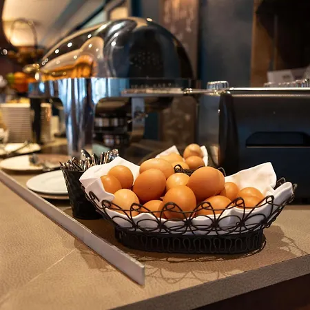 Mercure Saint Michel 4*