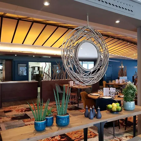 Otel Mercure Saint Michel 4*