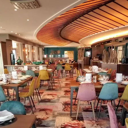 Hotel Mercure Saint Michel 4*