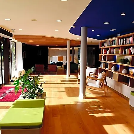 Mercure Saint Michel Hotel 4*