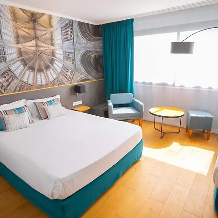 Mercure Saint Michel Hotel