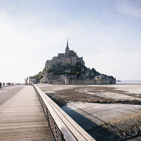 メルキュール モン サン ミシェル 4* Mont-Saint-Michel