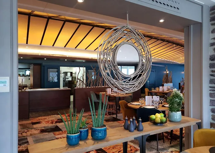 Mercure Saint Michel Hotel