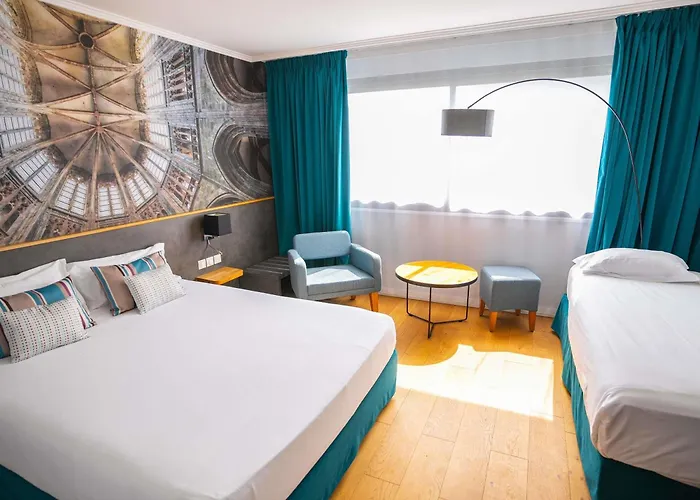 Mercure Saint Michel Hotel